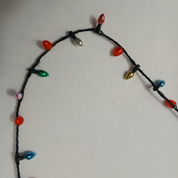 ​Merry Brite Christmas Necklace Bundle - Picture 5 of 7